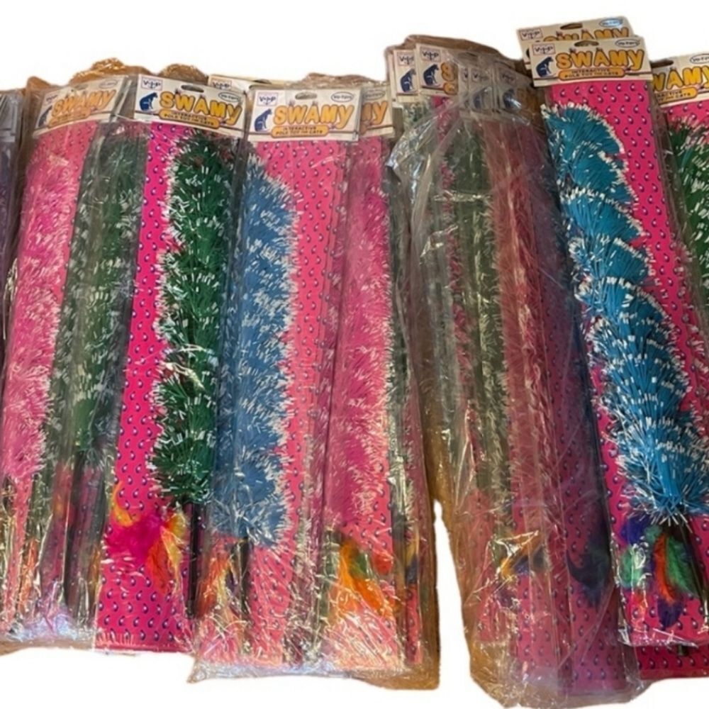 New 3 pack Of Cat Wands
